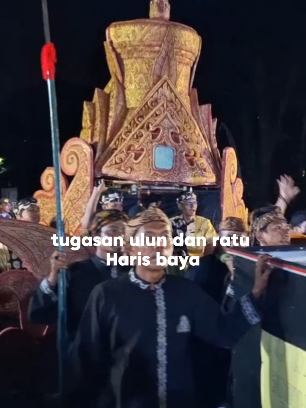 Sumedang untuk Sunda, untuk Indonesia, tempat kita menghidupkan cinta.  Sumedanglarang, sepenggal kisahnya disampaikan seniman dan budayawan Kang Iman Soleh dalam monolog  Rapat Paripurna DPRD Jawa Barat memperingati HUT ke-80 Provinsi Jawa Barat.  Rapat paripurna yang istimewa ini diisi para penampil seni dan tokoh budaya membawakan kisah sejarah kerajaan yang pernah berdiri di Jawa Barat. Salah satunya Sumedanglarang.  #sumedanglarang 
