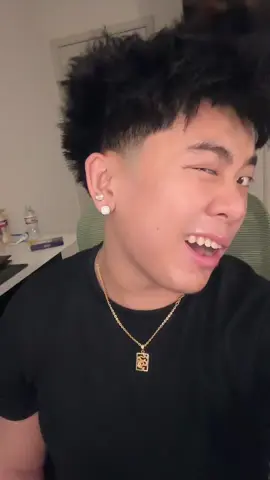 Am I looking crisp twin !