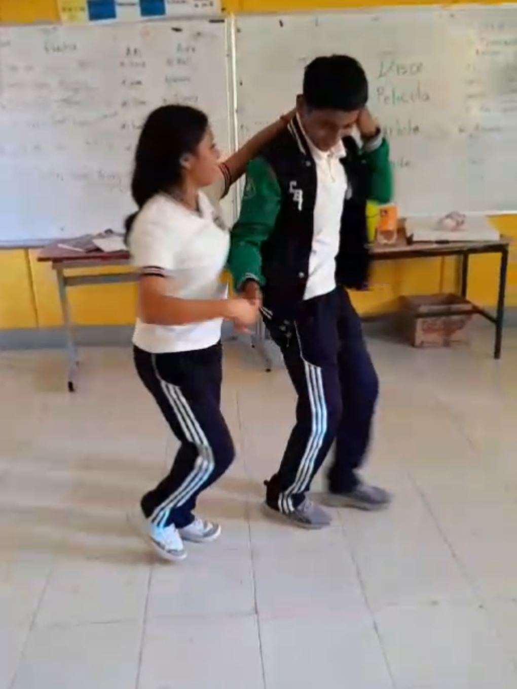 un video de hase tiempo  #bailando #Cumbia #viral  #cumbiasonidera #puebla 