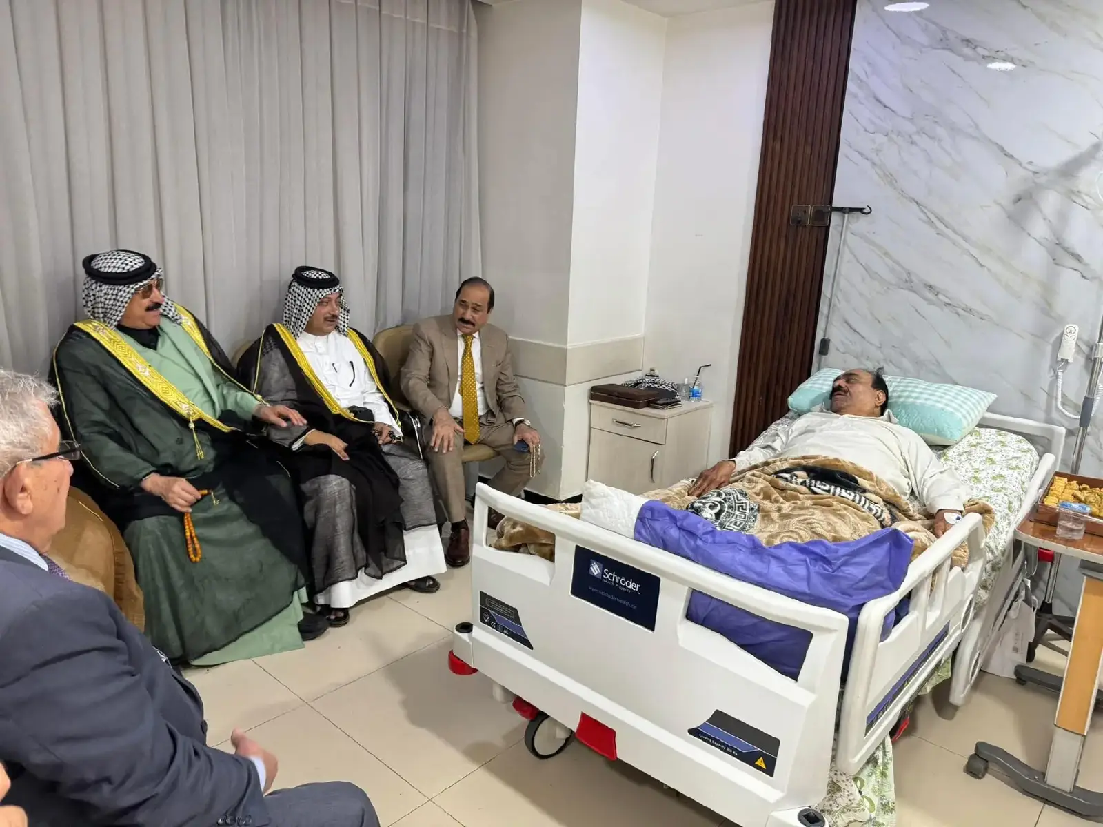 #الشيخ_كاظم_الشبلي_زعيم_عشائر_البوعامر  انشاء الله الشفاء العاجل #الشبلي #بغداد_العراق #رائسة_الجمهورية #رائسة_الوزراء 