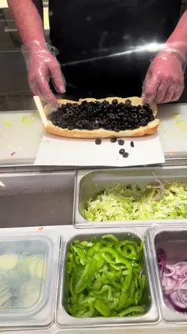Can I get some black olives?🫒#olive #subway #fyp #FoodTok #martini 