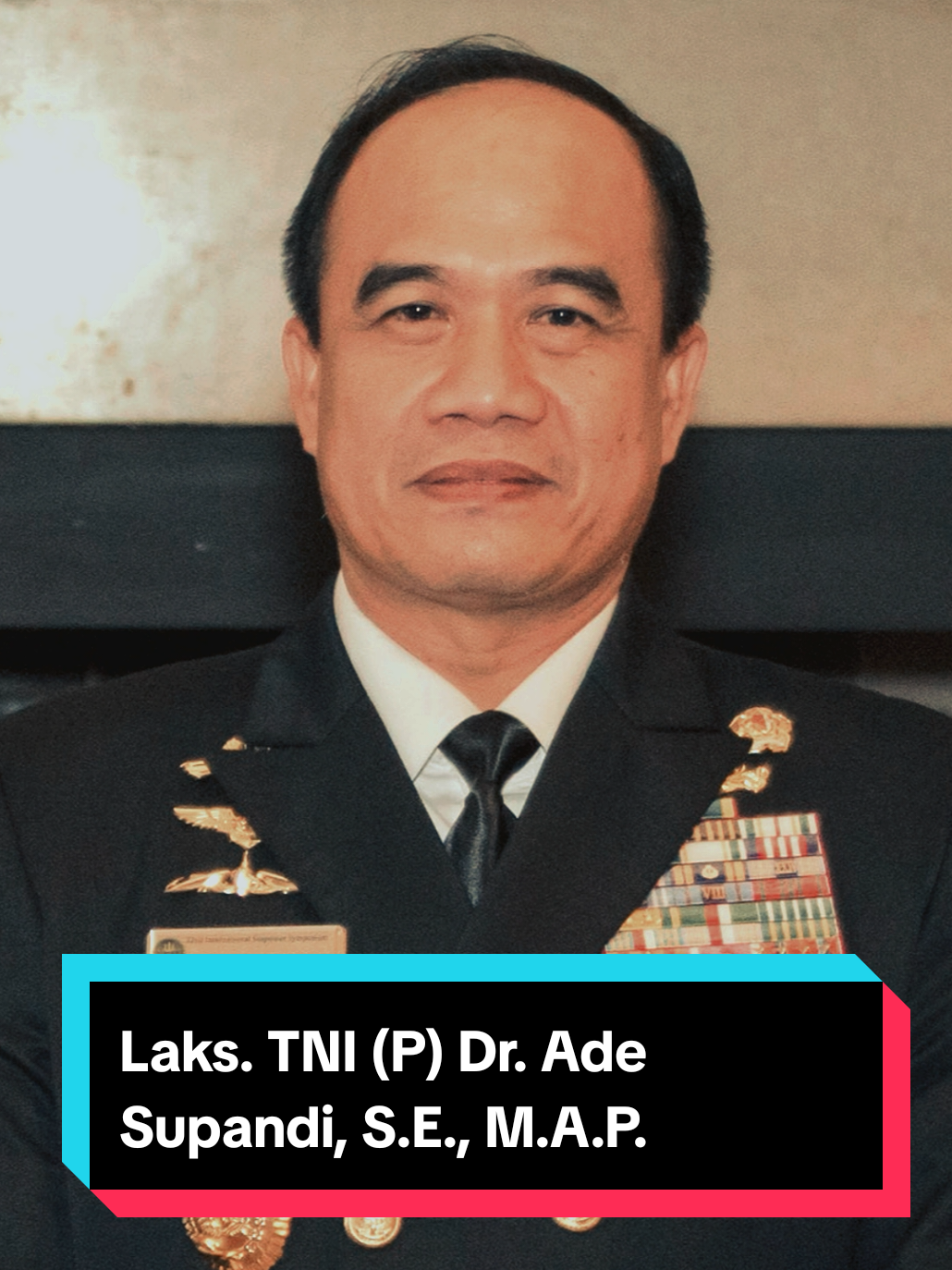 Laksamana TNI (Purn.) Dr. Ade Supandi, S.E., M.A.P. (lahir 26 Mei 1960) adalah purnawirawan TNI-AL yang terakhir menjabat sebagai Kepala Staf Angkatan Laut dari tahun 2014-2018, menggantikan Laks. TNI Marsetio yang memasuki purna tugas. Ade, Perwira Tinggi yang berasal dari wilayah Priangan ini adalah abituren AKABRI 1983 dan pernah menjabat Kasum TNI sebelum menjadi KSAL. #fyp #foryou #tnial #tniindonesia🇮🇩 #indonesia🇮🇩 
