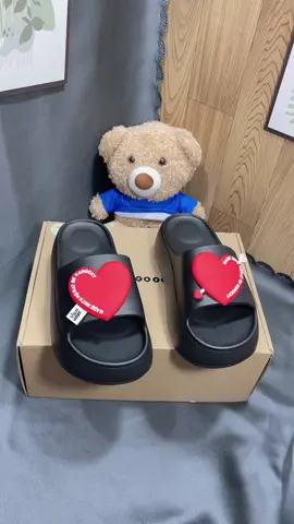 Dép đính tim sang chảnh ❤️ #reviewgiay #reviewgiaydepgiare #giaysneaker #giaythethao #xh                