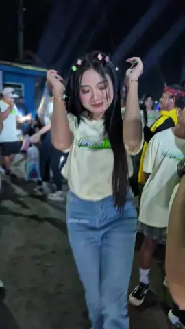 uasik kak diva💃🤙 @diva.ayu.r  #karnavalbanjarejongantang #dancerkarnaval #divaayu #trendingvideos #viralfyp 