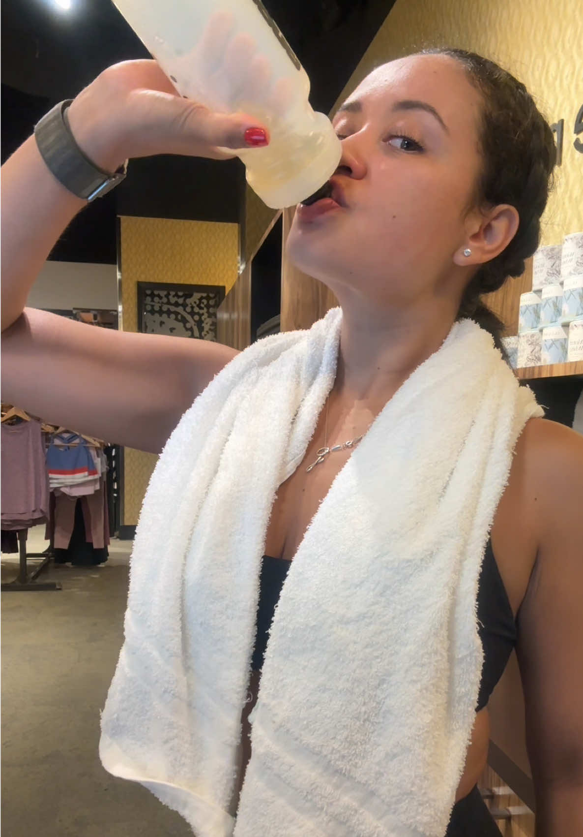 What a better way to start your day than with a sweaty Yoga Sculpt sesh powered by @Drink Magna 🥵💪🏽 Thank you so much MAGNA for sending some goodies to CPY WARD 💛🧡 #Fitness #yogasculpt #magna #drinkmagna #cpy @CorePower Yoga 
