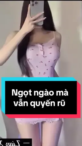 Bạn nghĩ sao nếu chỉ với một chiếc váy thôi, vừa ngọt ngào đáng yêu, lại vừa gợi cảm quyến rũ?  Váy họa tiết anh đào hồng, chất ren mềm mại – mặc ở nhà thoải mái, ra ngoài vẫn cực kỳ cuốn hút. Một lựa chọn nhỏ nhưng khiến bạn trở thành tâm điểm ở bất cứ đâu! #tiktokshop #outfitstrends #vayngu #fyp #dress 