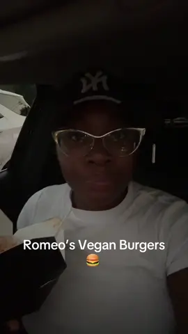 @Romeos Vegan Burgers #vegan #charlotte #Foodie 