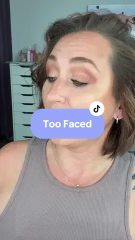 @Too Faced born this way natural nudes is strait fire! Get ready for fall! 🍁🍂#toofaced #makeup #makeuplook #makeuptutorial #makeupartist 