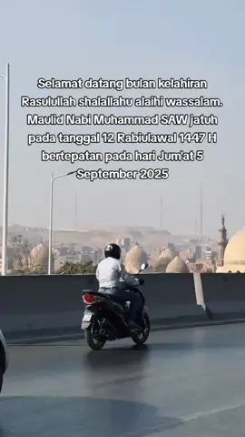 allohumma sholi sayyidina muhammad bulan maulid telah tadang mari kita bersholawat agar kita mendapat syaafat besok di yaumil kiamah