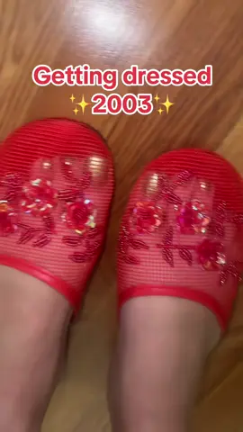 🍧🍧🍧 #early2000s #y2kfashion #fashiontrends 