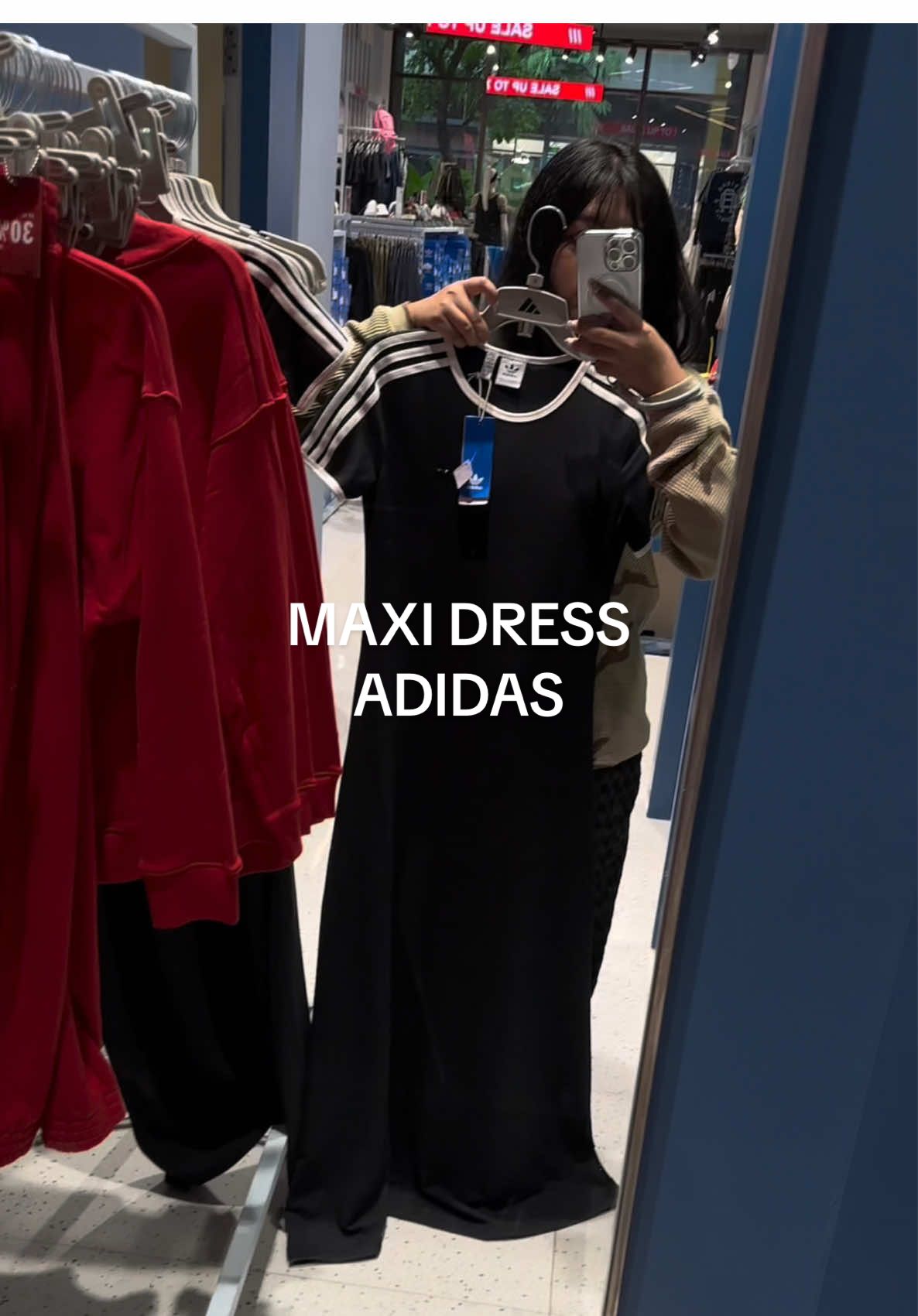 Di lantai bawah ada Adidas Originals #review #windowshopping #shoppingvlog #shopwithme 