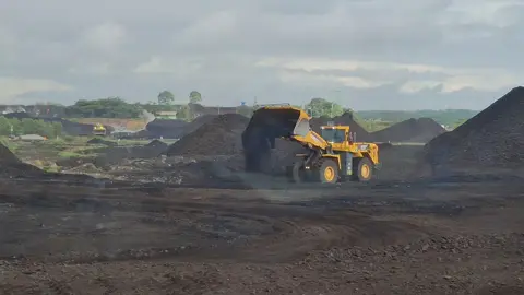 wa 900 amm #fypbcaxyz #loader992k #ammsitemifa #ANTAREJAMAHADAMAKMUR #komatsuwa900 