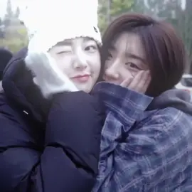#soxinz | guys idk what happened to vs I deleted it and uploaded it again and everything changed even my slomo is not smooth at allll☹️☹️!!  #TripleS #xinyu #sohyun #edit 