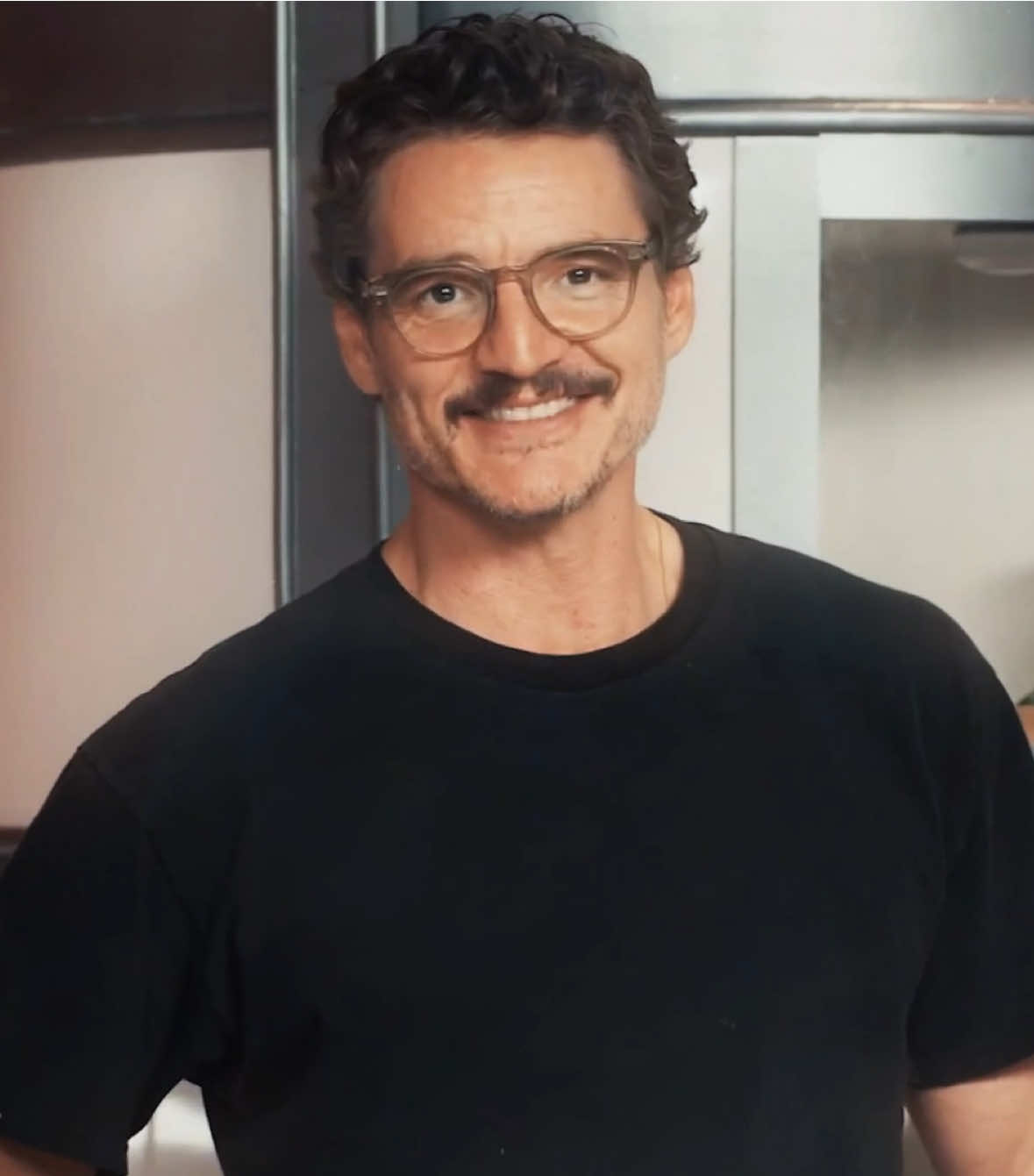 post since its my birthday🤗 ur girl is officially legal😘 #pedropascal #pedropascaledit #pedropascaltiktok #welovepedropascal #fyp 