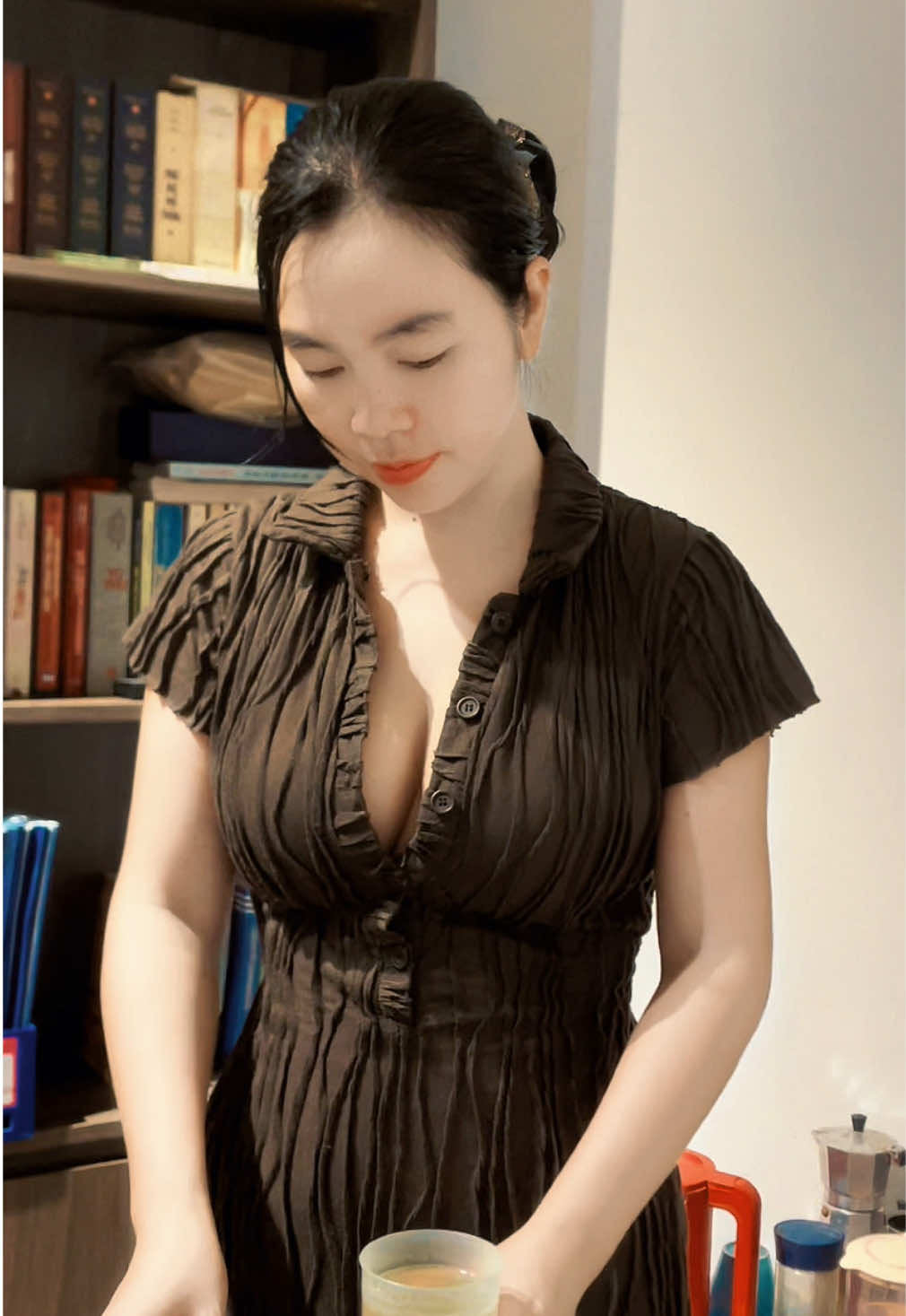 Một buổi sáng bình thường. Ở đây có sự dễ chịu ! #doquyen #hoadoquyen #kimlien #dokimlien #hanoi 