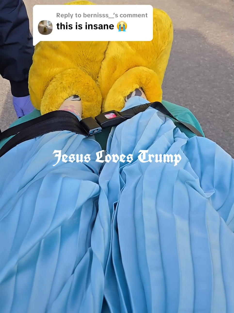 Replying to @_jaaay9 ♡ gracias ☆ jesus Ioves trump #donaldtrump 