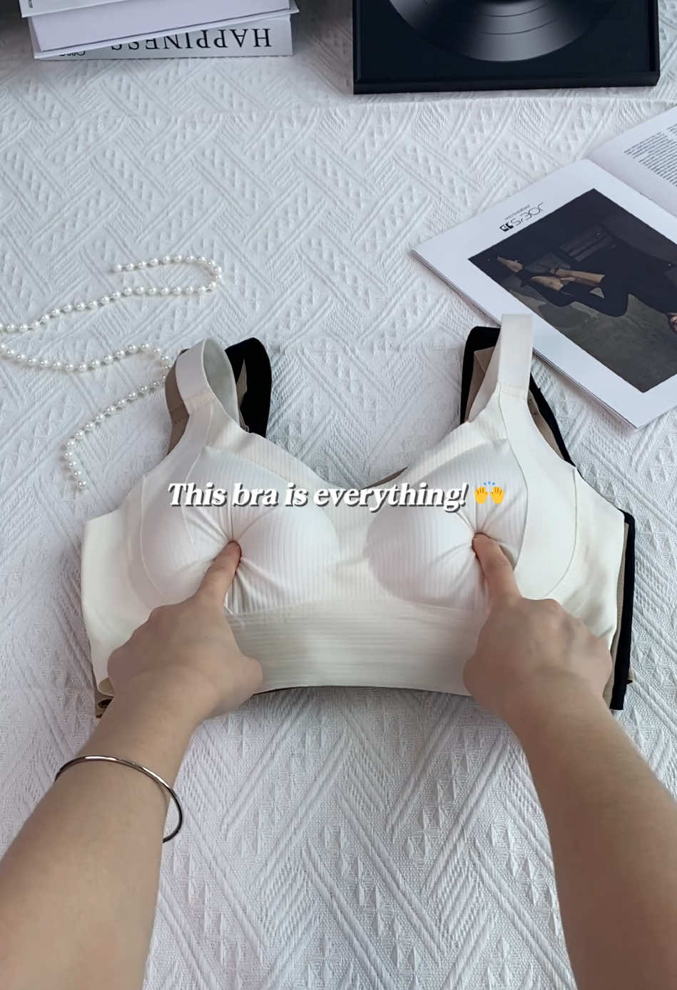 Share this very comfortable bra🩷 #bra #underwear #wireless #girl#seamless#cozy #fyp 