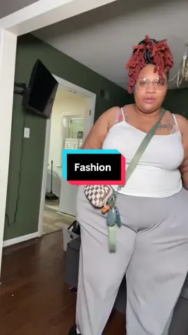 Halara pants are actually cute and comfortable. I can see why they’re always filling out definitely scan yours up. I hope the size is available that you need. #Pants #halara #plussizefashion 