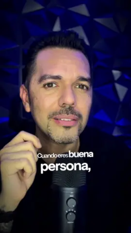 Ser buena persona tiene sus ventajas! 😉💯♥️ #reflexiones #crecimientopersonal #palabrassabias #frases 