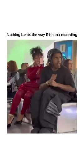 Just like a mom 😭 #fyp #foryoupage #rhianna #trending #viral 
