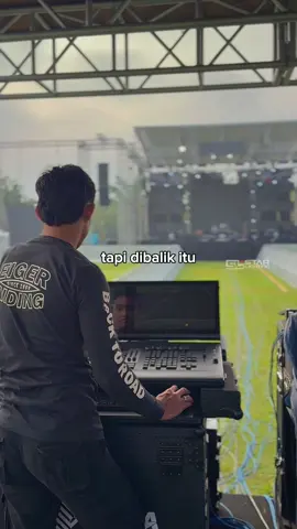Berprosess @LKI PRODUCTION @STAR_LIGHTING💫 @raksasalighting_kediri #starlighting #starlightingkediri #lkiproduction #lki #blitar 