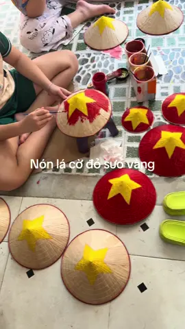 Nón lá cờ đỏ#TikTokAwardsVN #xuhuongtiktok #quockhanh2 #maytrequandao #nganhhangnhacuavadoisong 