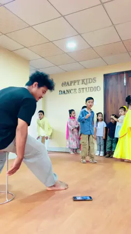 #foryou #bollywoodsong #foryoupage #goviral #nepalitiktok 