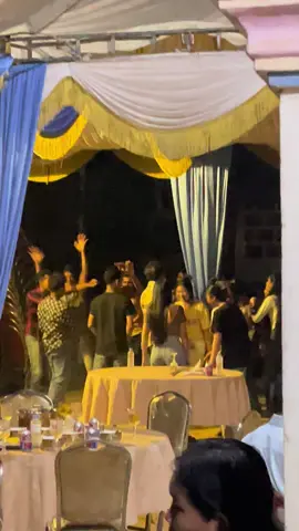 នឹកពេលនិងសប្បាយយកទៅណាអស់🤣🤭