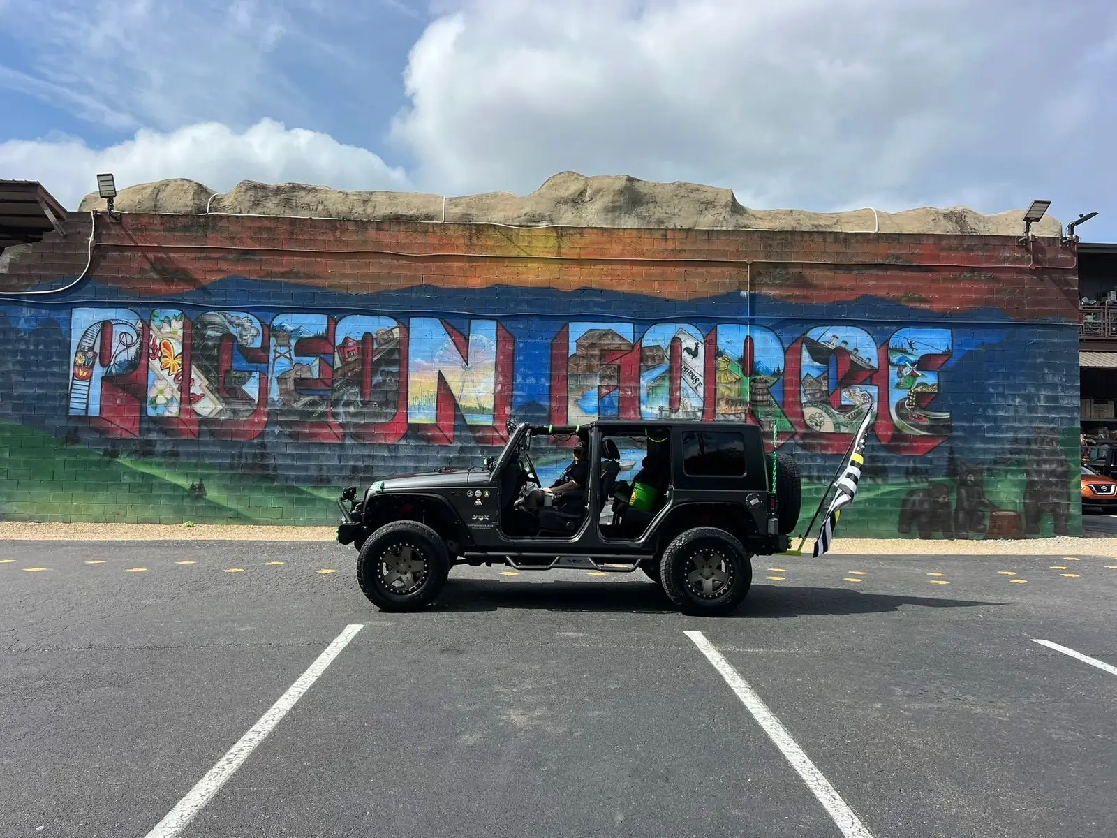 @chris hillyer #jeepinvasion2025 #duetcrashers©️ #genxtiktokers 