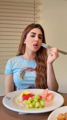 Grapefruit bht khata tha 😉#fypシ゚ #khan 