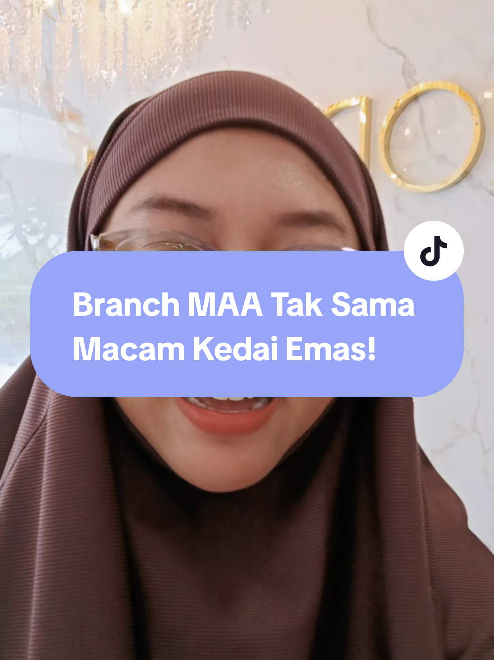 Ramai pelik bila datang branch MAA… kenapa tak ada emas dipamerkan? 🤔 👉 Sebab MAA bukan kedai emas biasa. 👉 Konsep dia, terus direct dari kilang. 👉 Bila kita beli, barulah emas dipos atau kita collect sendiri. Sebab tu harga MAA boleh jadi harga kilang, tanpa caj premium 💰 Nak emas, terus dapat emas ✅ Kalau nak rasa pengalaman collect emas sendiri, komen NAK 👇