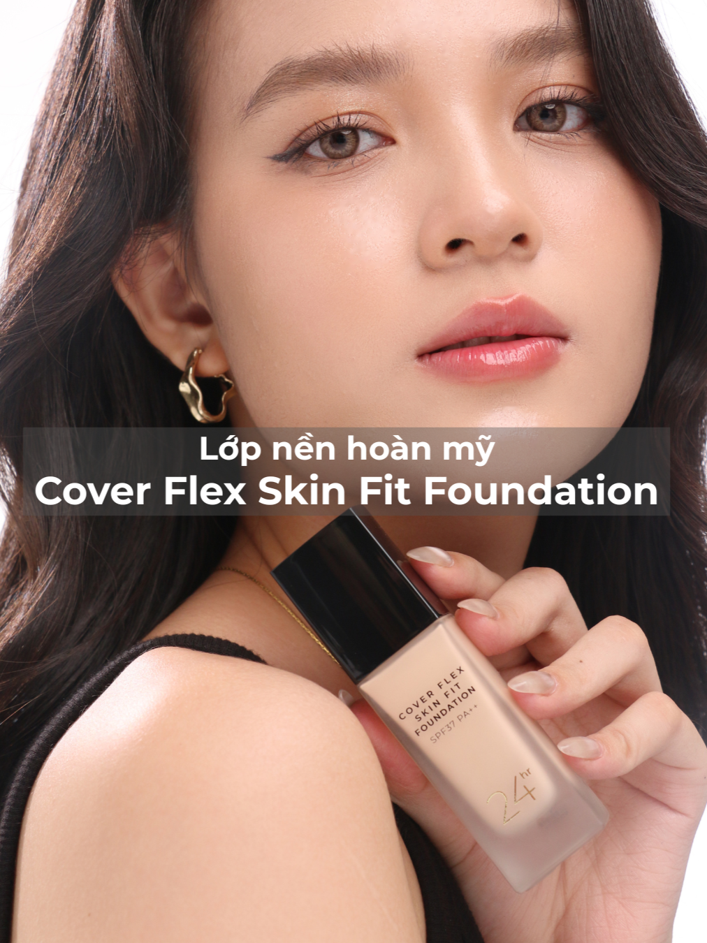 ☀️ CHỌN NỀN CHÂN ÁI - “BẬT MOOD” VÀO THU ☀️ Không cần kỹ thuật cầu kỳ, B.O.M Cover Flex Skin Fit Foundation vẫn giúp nàng có được lớp nền mịn lì, bền đẹp nhờ khả năng  kiềm dầu hoàn hảo cho da mịn thoáng suốt ngày dài mà vẫn luôn ẩm mượt với các thành phần làm dịu và cấp ẩm từ chiết xuất tràm trà và rau má.🌱 #bomcosmeticvn#foundation#coverflex