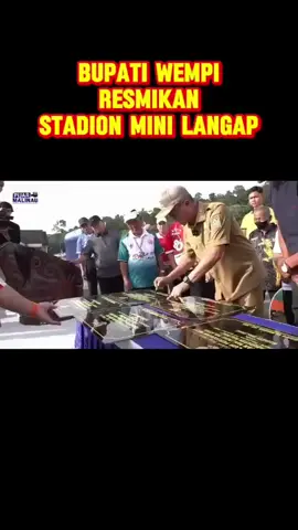 Bupati wempi menunjukan keseriusanya membangun daerah dengan meresmikan stadion mini desa langap serta sejumlah fasilitas publik strategis.  ‎#bupatimalinau #wempiwmawa #kaltara #malinau #nunukan 