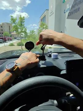 Deja de batallar y maneja más seguro. Este soporte es el que necesitas. #SoporteCelular #CarTikTok #ManejaSeguro #TikTokShop