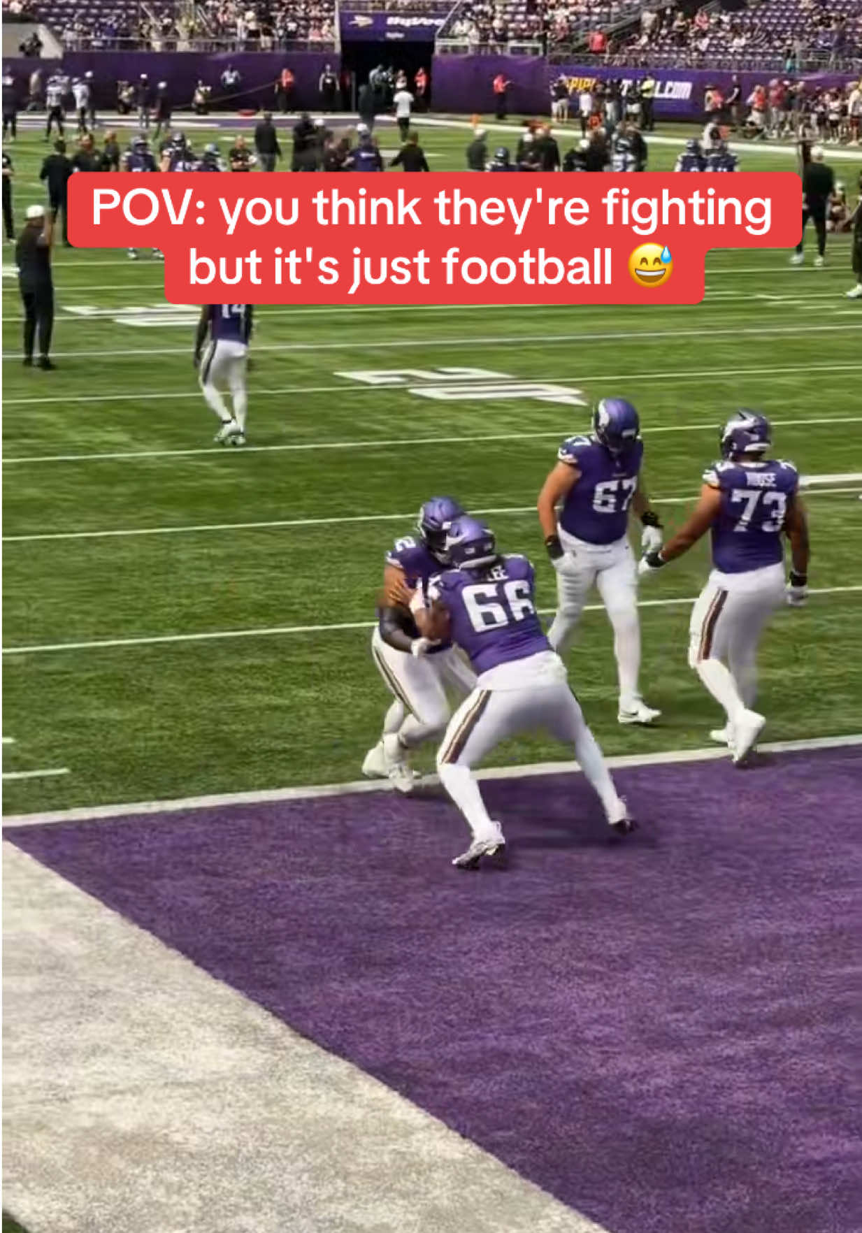 Ma’am, that’s just pregame blocking drills 😂🏈 (via @Bubblegrl ) #nfl #nflfootball #football #footballtiktok #funny 