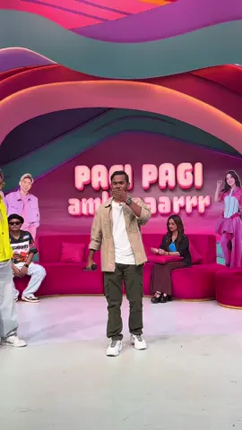 #viral Lagu asal aceh #tiamonica Menggegerkan studio @pagipagiambyartranstvcorp #fyp #videoviral By #perlan86band 