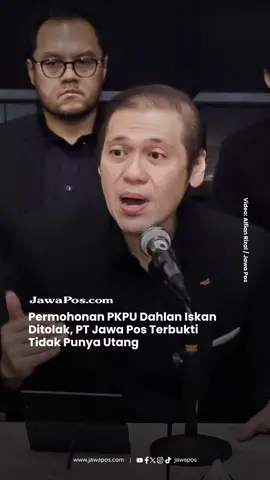 Pengadilan Niaga Surabaya menolak permohonan Penundaan Kewajiban Pembayaran Utang (PKPU) yang diajukan Dahlan Iskan terhadap PT Jawa Pos. Majelis hakim yang diketuai Ega Shaktiana menyatakan seluruh dalil Dahlan Iskan terbukti tidak memenuhi syarat Undang-Undang Kepailitan dan PKPU. Dalam amar putusannya, pengadilan menolak permohonan PKPU dan menghukum pemohon untuk membayar biaya perkara sebesar Rp 3,38 juta. Dahlan Iskan dalam permohonan PKPU mengajukan bukti laporan keuangan PT Jawa Pos. Namun, bukti itu ternyata diajukan secara malprosedur dan adanya dugaan pelanggaran etika profesi advokat yang dilakukan baik oleh para pengacara Dahlan Iskan yang mendapatkan bukti tersebut maupun yang menggunakannya dalam persidangan.  Pengacara PT Jawa Pos E.L. Sajogo menyatakan bahwa PT Jawa Pos sangat menyayangkan langkah hukum yang dipilih oleh Dahlan Iskan dan tim kuasa hukumnya yang tidak mengedepankan upaya-upaya yang mediatif dan kekeluargaan. Namun, justru memilih langkah yang sangat represif yang  merugikan perseroan. #dahlaniskan #pkpu #jawapos