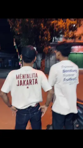 mencintai persib tanpa membenci persija 💙🧡 #persibbandung #persijajakarta 