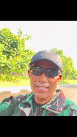 Olah raga yg paling efektif #kejarwaktu #semangatberjuang #kemerdekaanrun #istananegara #santai 