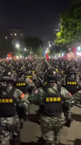 A80🇻🇳 quá tuyệt vời #80namquockhanhvietnam #HướngvềA80 #80namquockhanh #congannhandanvietnam👮‍♀️ #hồguomhanoi❤️ 