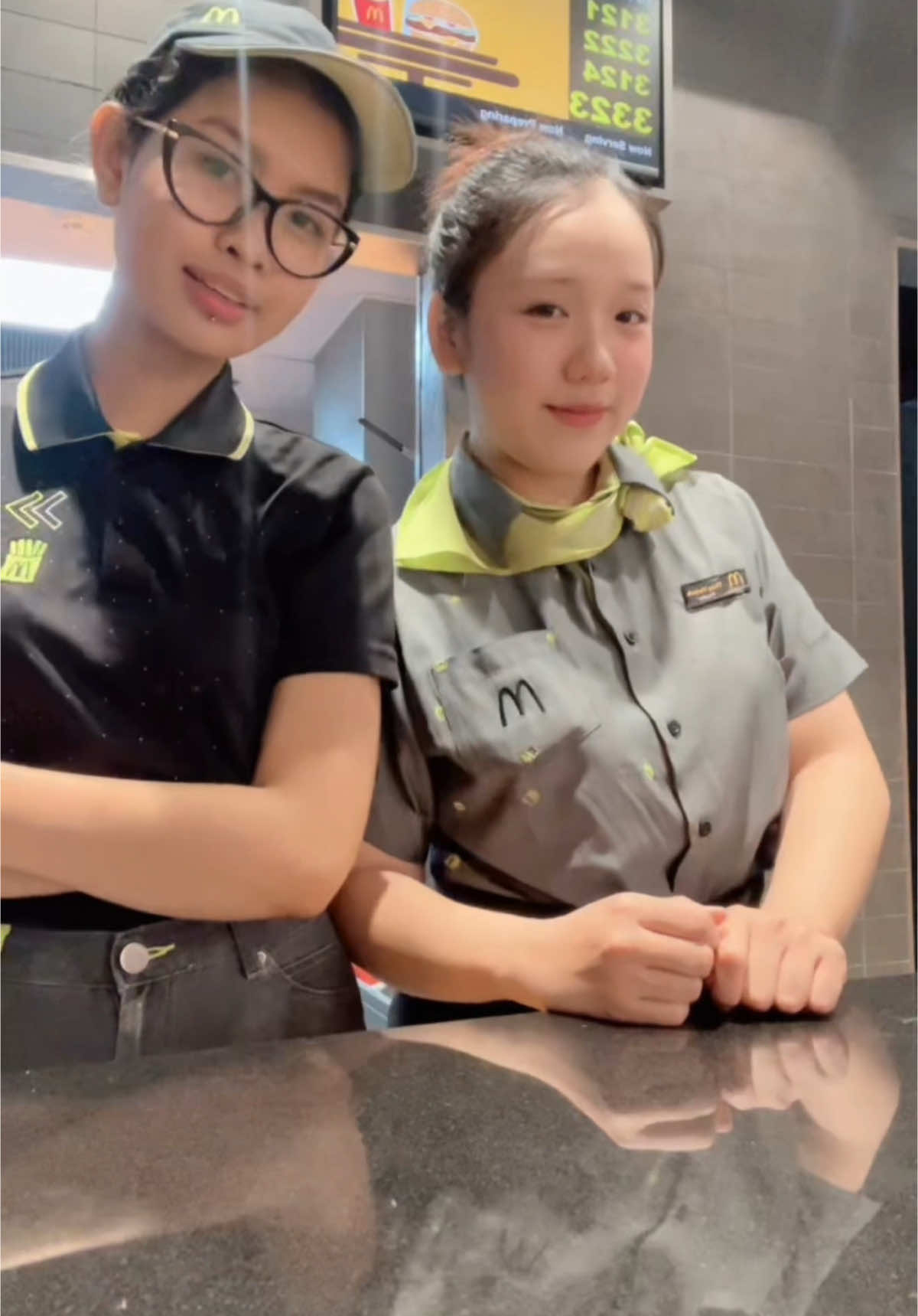 Nhanh chân đến McDonald’s thử món mới “Gà Sốt Kem Lá Chanh” với giá dùng thử chỉ 29k thôi nè #mcdonaldsvincomgrandpark #tiemgaranmcd_vgp #mcdonalds #McD #xuhuongtiktok #fyp #vincommegamallgrandpark 