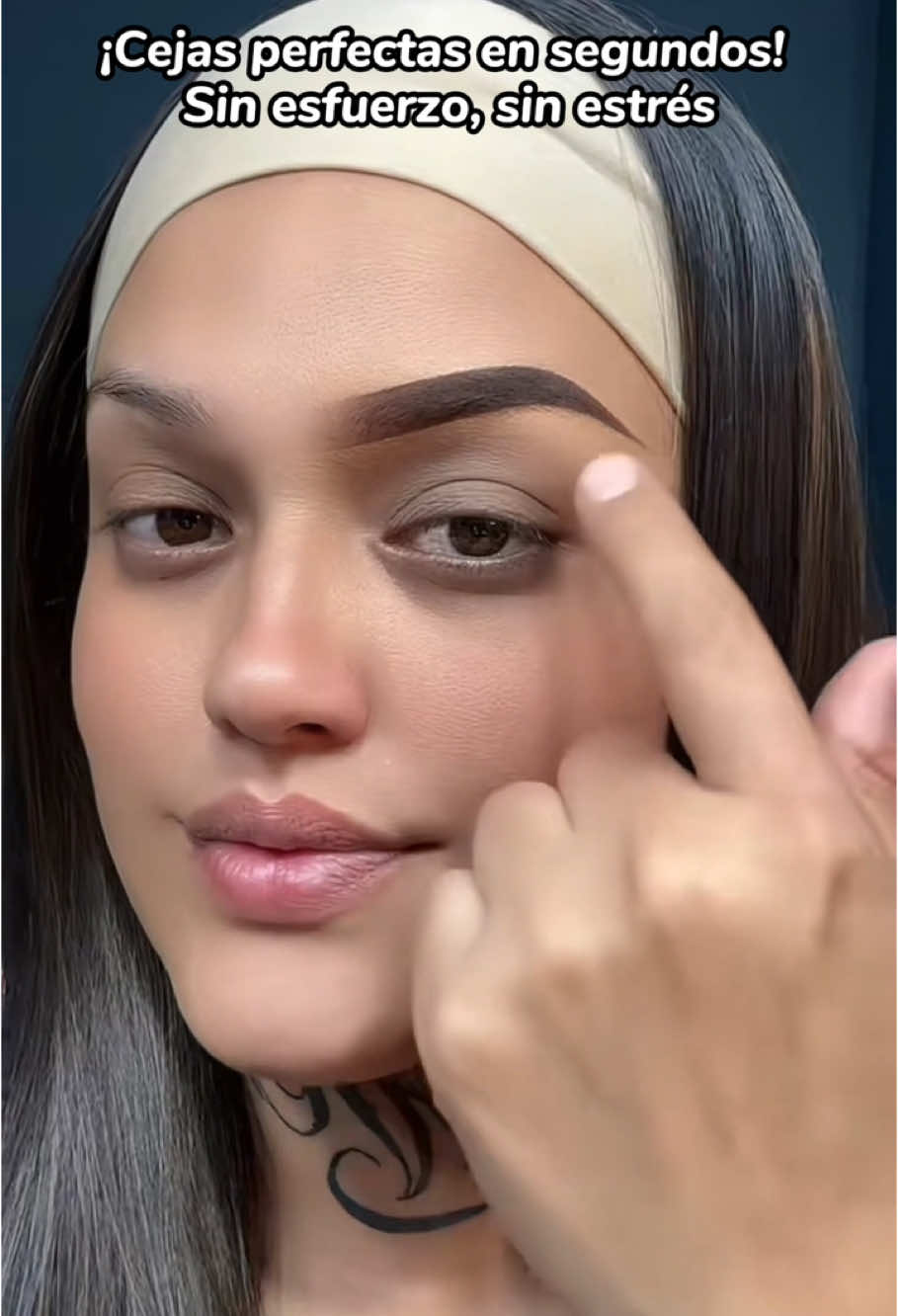 Es mi producto estrella: cejas rellenas, naturales y duraderas con un solo paso#sacelady #geldecejas #gelparacejas #browgel #eyebrowgel #eyebrowtutorial #eyebrows #geldeceja #cejas #cejastutorial #cejasperfectas #Dealsforyoudays #TikTokShopBacktoSchool #RushTok2025