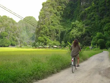 Looking back on moments from backpacking vietnam  #solotraveling #backpacking #vietnam 