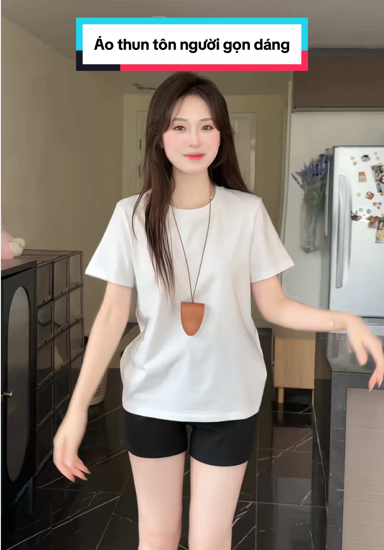 Áo thun tôn người gọn dáng #Thoitrang #changthoitrang #fashion #reviewlamdep #CapCut 