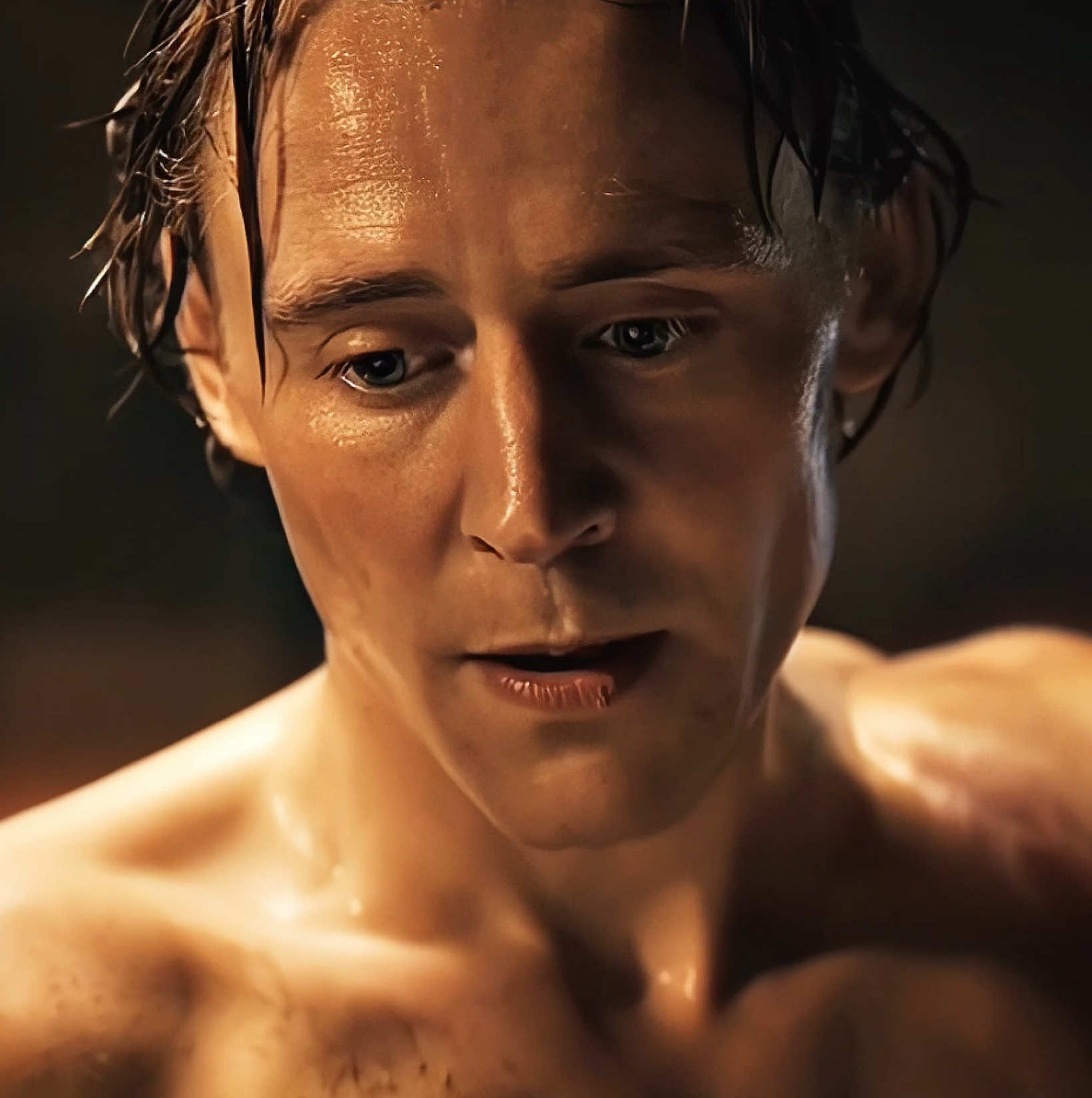 Give me a reason #thehollowcrown #henryv #tomhiddleston #loki #fypviral 