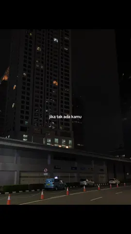 dengarlah cinta ku memanggil namamu.