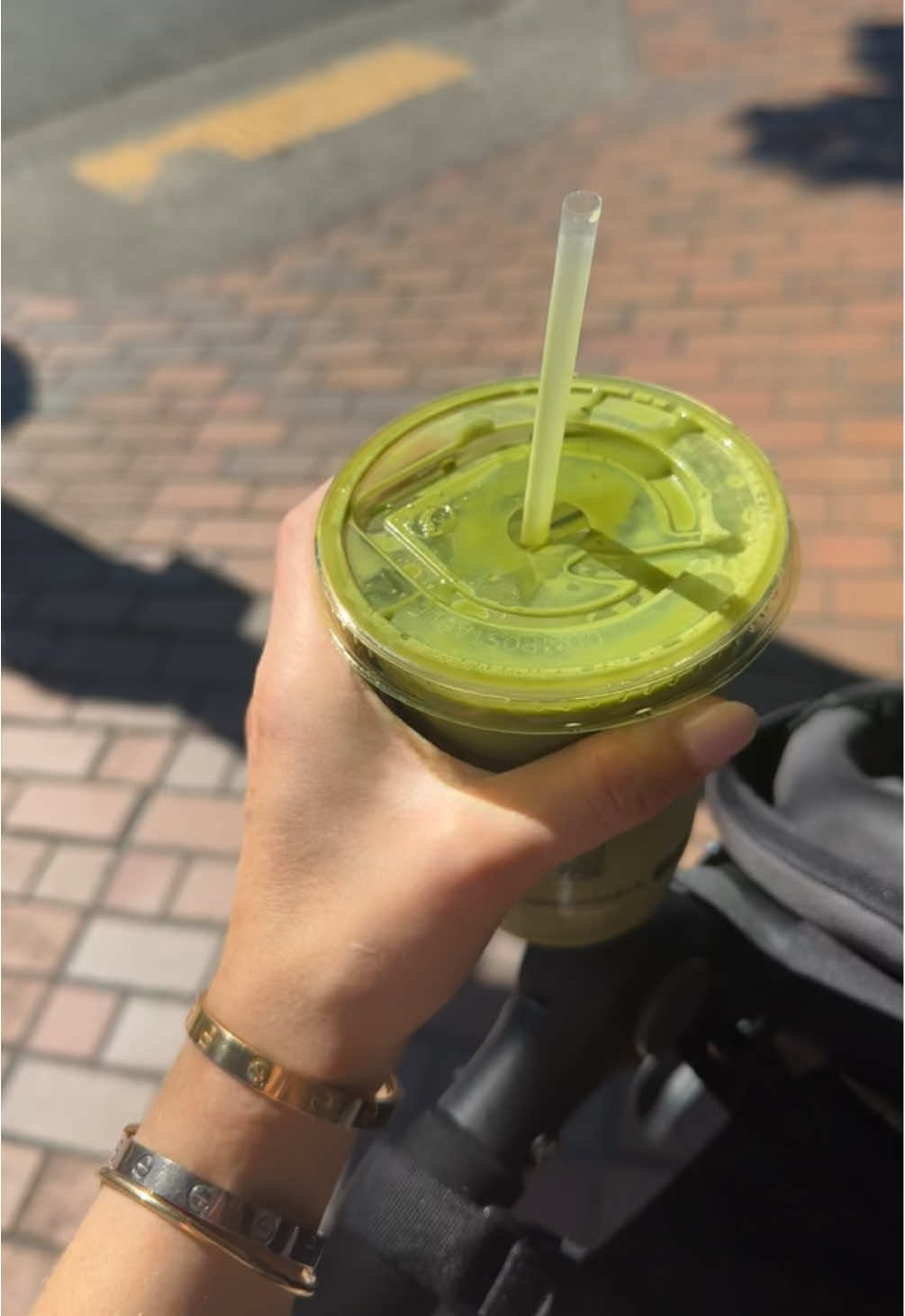 #walk #walking #weightedvest #matcha #momtok 