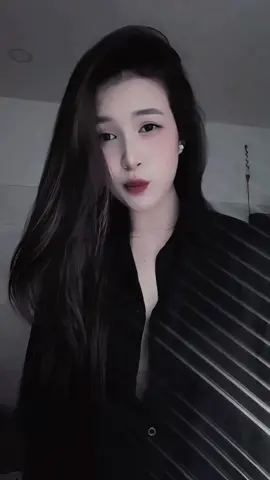 Mấy cái nút lúc đóng lúc mở 🫢#fyp #xuhuong #viral #hottrend #ngocbich 