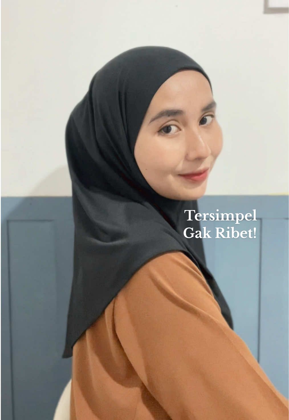 Tambah warna lain habis ini #hijab #hijabrumahan #dailyhijab #jilbabdaily #jilbabjersey #kiswahhijab 
