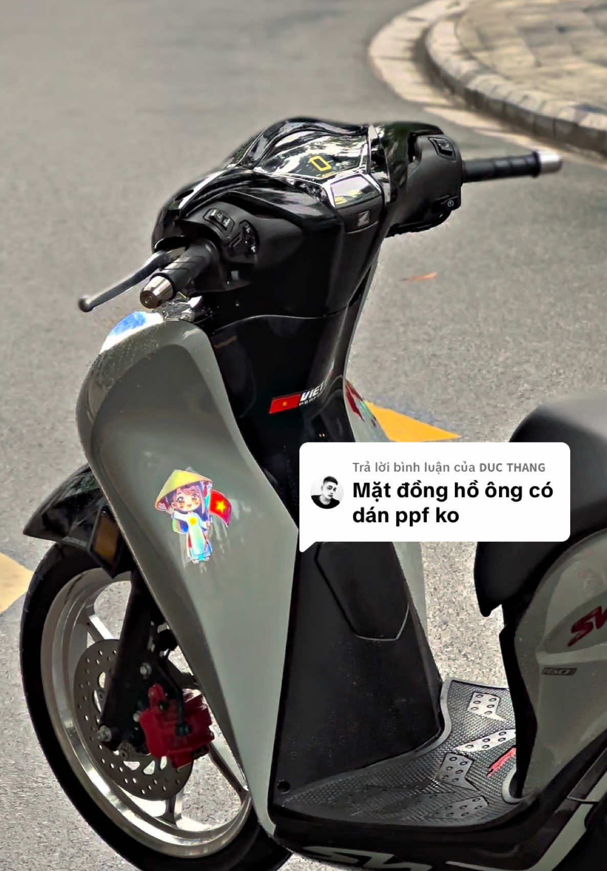 Trả lời @𝗗𝗨𝗖 𝗧𝗛𝗔𝗡𝗚 Sh cả trăm triệu còn mua được thế nên k tiếc 50k mua miếng dán ppf dán bảo vệ mặt đồng hồ vừa chống xước vừa đẹp bóng nha, rất dễ dán ạ 🥰🥰 #sh125 #sh160 #southvietnamscooterteam🇻🇳 #CapCut #xuhuong 